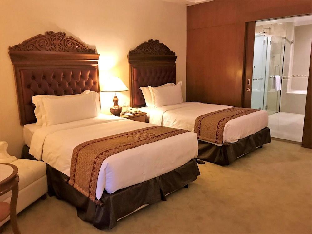 Royale Chulan Kuala Lumpur Hotel Ngoại thất bức ảnh Deluxe room