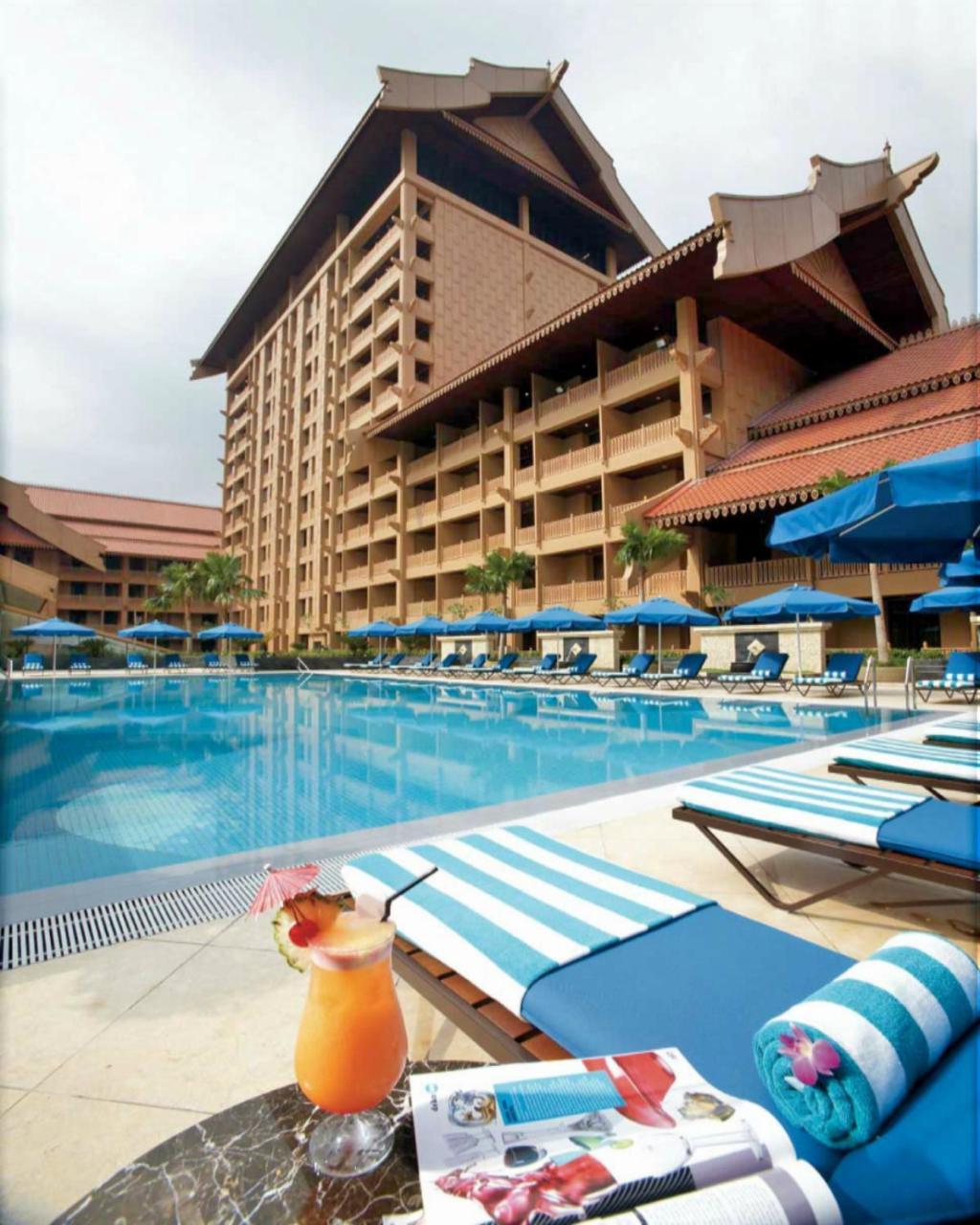 Royale Chulan Kuala Lumpur Hotel Ngoại thất bức ảnh The Royal