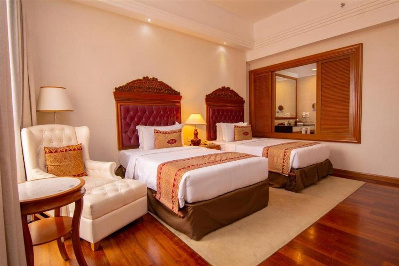 Royale Chulan Kuala Lumpur Hotel Ngoại thất bức ảnh Deluxe Room