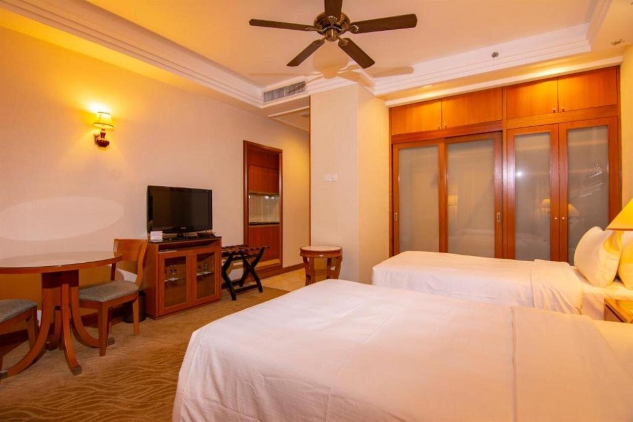 Royale Chulan Kuala Lumpur Hotel Ngoại thất bức ảnh Deluxe Room